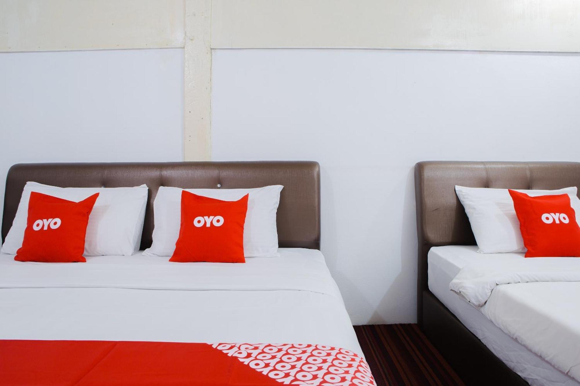 Oyo 90037 The 7 Lodge Tambunan Ngoại thất bức ảnh