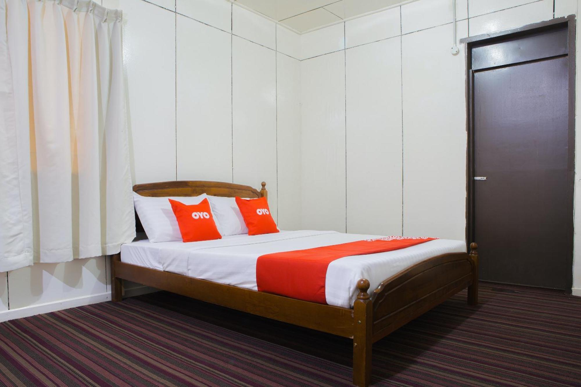 Oyo 90037 The 7 Lodge Tambunan Ngoại thất bức ảnh